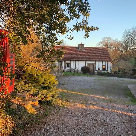 Medieval Cottage In Rural Monmouthshire. Raglan Exteriör bild